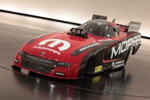 Dodge Charger R/T Funny Car by Mopar 2015 года